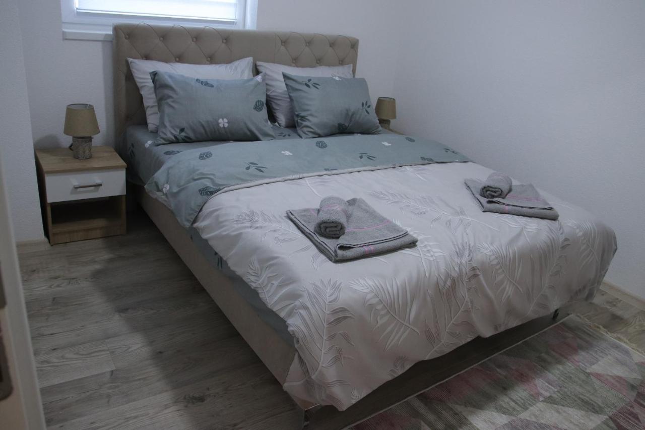 Apartmani Golub Livno Zewnętrze zdjęcie